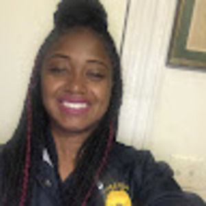 Meet your Posher, Yolanda